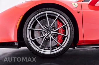 2020 Ferrari 488 Pista Coupe - miniatura 3