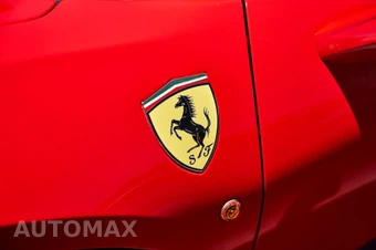 2020 Ferrari 488 Pista Coupe - miniatura 10