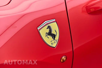 2020 Ferrari 488 Pista Coupe - miniatura 26