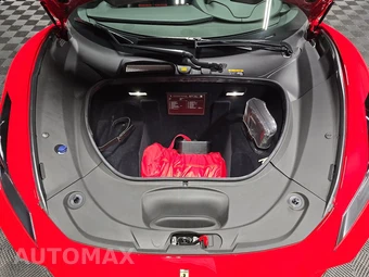 2020 Ferrari F8 Tributo Coupe - miniatura 15