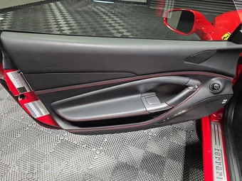 2020 Ferrari F8 Tributo Coupe - miniatura 9