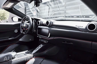 2020 Ferrari Portofino - miniatura 42
