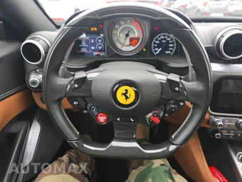 2020 Ferrari Portofino - miniatura 10