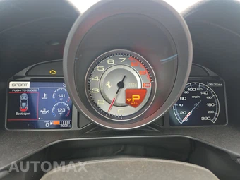 2020 Ferrari Portofino - miniatura 12