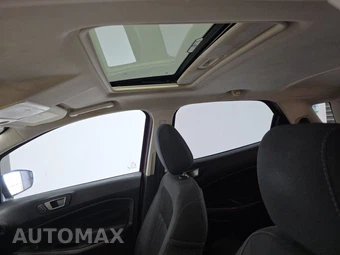 2020 Ford EcoSport SE – miniatura 18