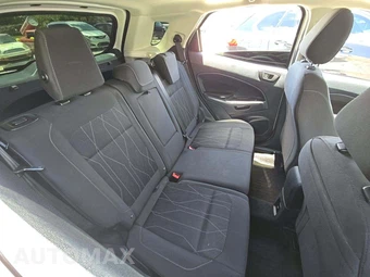 2020 Ford EcoSport SE – miniatura 16