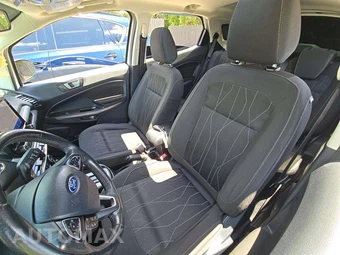 2020 Ford EcoSport SE – miniatura 6