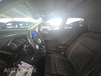 2020 Ford EcoSport SE – miniatura 7
