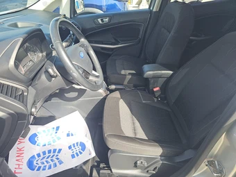 2020 Ford EcoSport SE – miniatura 7