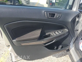 2020 Ford EcoSport SE – miniatura 9
