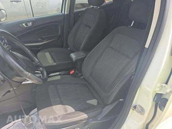 2020 Ford EcoSport SE – miniatura 6