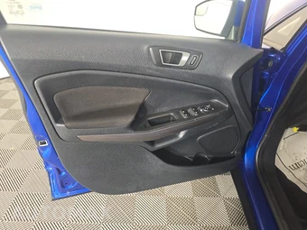 2020 Ford EcoSport SE – miniatura 9