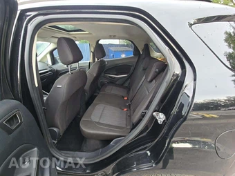 2020 Ford EcoSport SE – miniatura 10