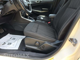 2020 Ford EcoSport SE - miniatura 6