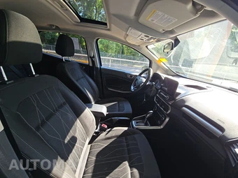 2020 Ford EcoSport SE - miniatura 8