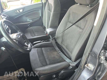 2020 Ford EcoSport SE - miniatura 6