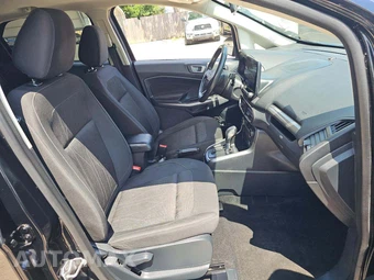 2020 Ford EcoSport SE – miniatura 18