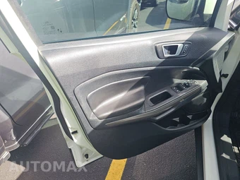 2020 Ford EcoSport Titanium – miniatura 9