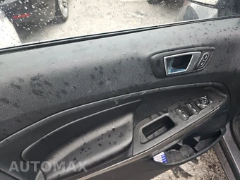 2020 Ford EcoSport Titanium – miniatura 9