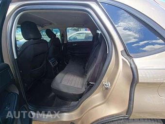 2020 Ford Edge SE - miniatura 13