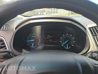 2020 Ford Edge SE - miniatura 9