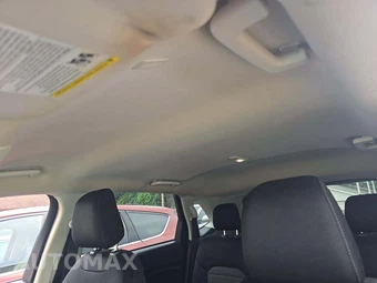 2020 Ford Edge SE - miniatura 11
