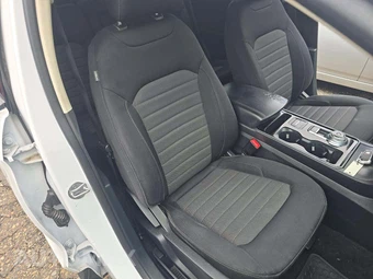 2020 Ford Edge SE - miniatura 18