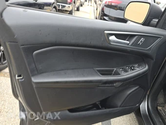 2020 Ford Edge SE - miniatura 9