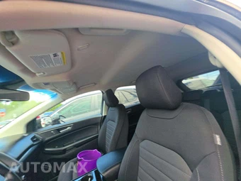 2020 Ford Edge SE – miniatura 8