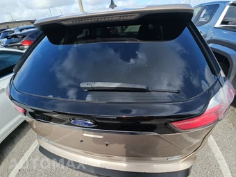2020 Ford Edge SE – miniatura 5