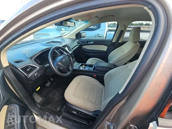 2020 Ford Edge SE – miniatura 7