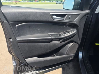 2020 Ford Edge SE - miniatura 9