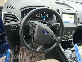 2020 Ford Edge SE - miniatura 10