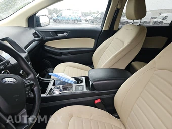 2020 Ford Edge SE - miniatura 7