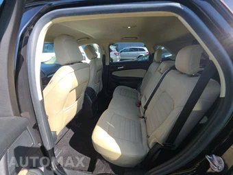 2020 Ford Edge SE – miniatura 13