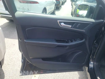 2020 Ford Edge SEL – miniatura 9