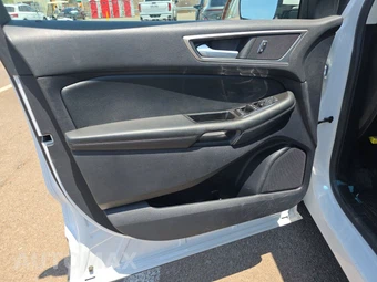 2020 Ford Edge SEL - miniatura 9
