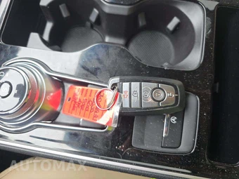 2020 Ford Edge SEL - miniatura 5