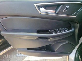 2020 Ford Edge SEL – miniatura 9