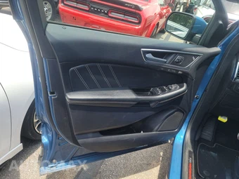 2020 Ford Edge ST – miniatura 9