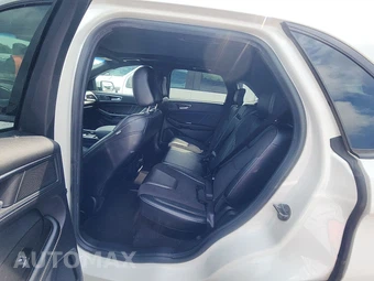 2020 Ford Edge ST - miniatura 13