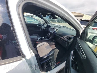 2020 Ford Edge ST - miniatura 8