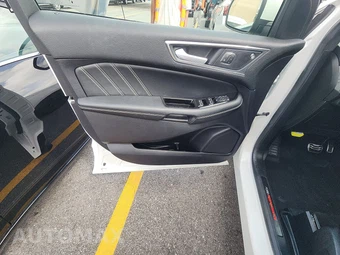 2020 Ford Edge ST - miniatura 9