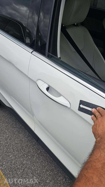 2020 Ford Edge Titanium – miniatura 27