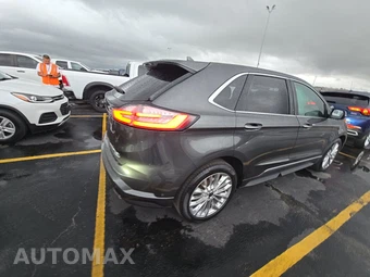 2020 Ford Edge Titanium – miniatura 4