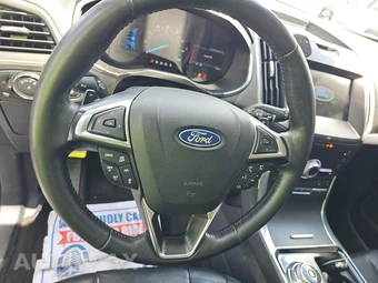 2020 Ford Edge Titanium – miniatura 16