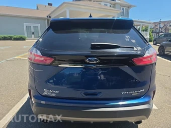2020 Ford Edge Titanium – miniatura 5
