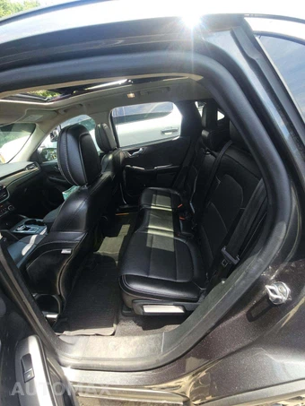 2020 Ford Escape Hybrid Titanium - miniatura 13