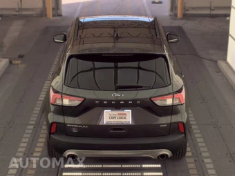 2020 Ford Escape Hybrid Titanium – miniatura 5
