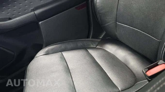2020 Ford Escape Hybrid Titanium – miniatura 25